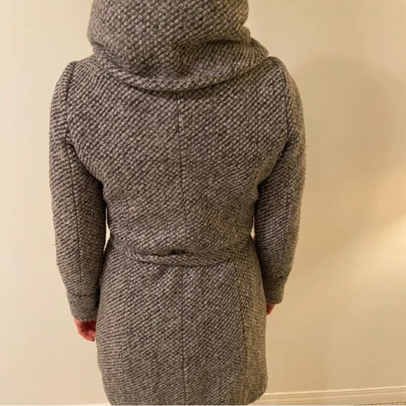 Coat - Picture 3 of 3